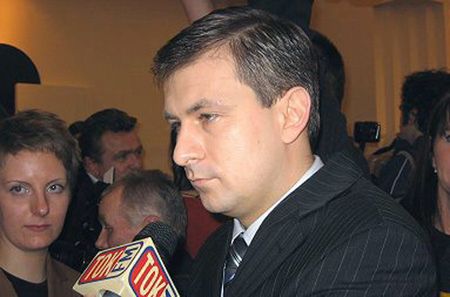 Nowy szef SLD czyści na Rozbrat i w Sejmie