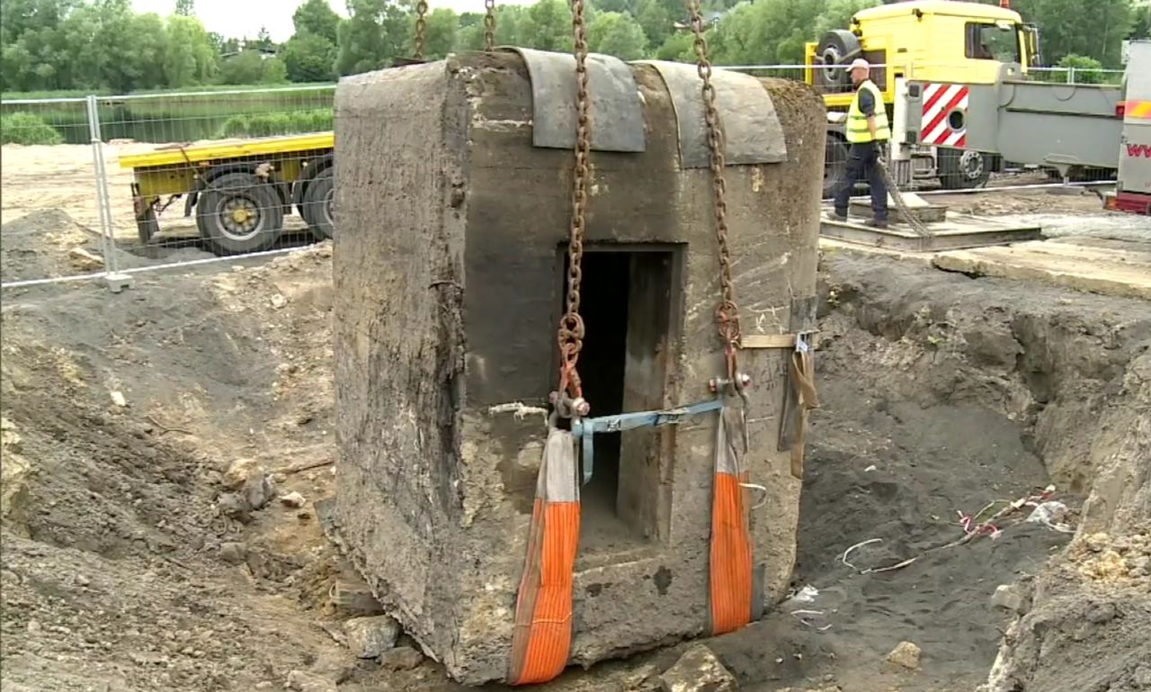 Na śląsku przesunięto 70-tonowy bunkier. Przeszkadzał w budowie drogi