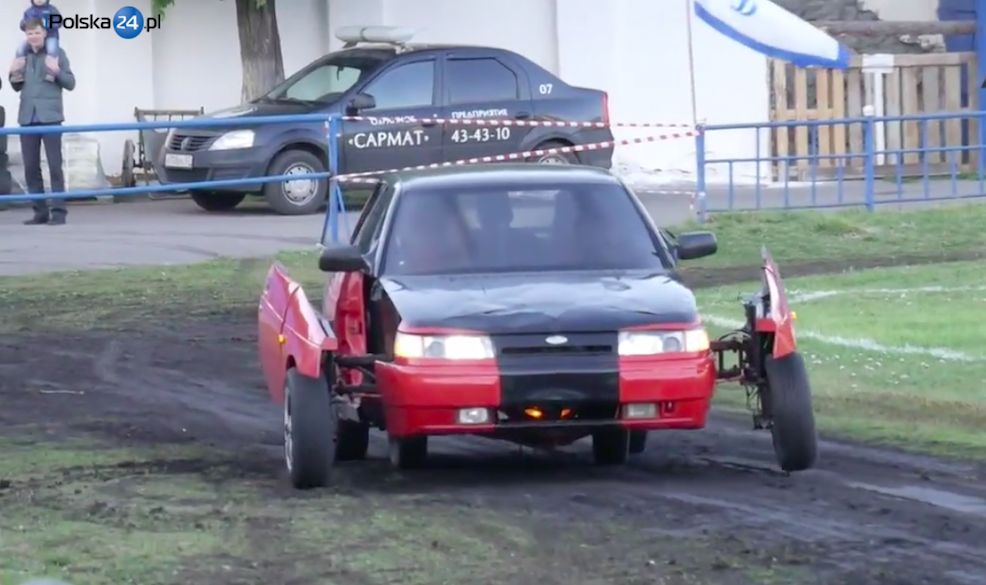 Łada staje na dwa koła i strzela żywym ogniem. “Transformer” prosto z Rosji