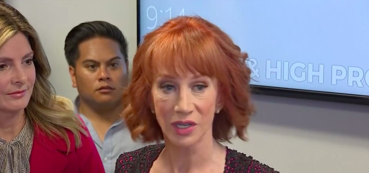 Kathy Griffin o pozowaniu z zakrwawioną głową Trumpa: Nie boję się Donalda Trumpa, to awanturnik