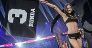 Są ozdobą każdej gali. Kim są Ring Girls?