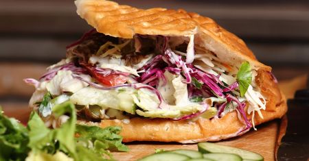 To najzdrowszy kebab. Jeśli masz ochotę na fast food, jest idealnym rozwiązaniem