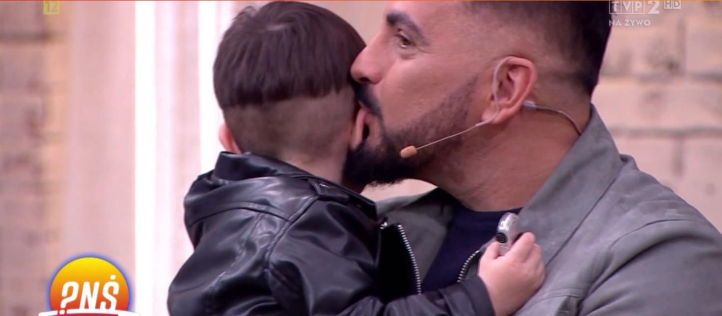 Agustin Egurolla ugryzł syna w ucho