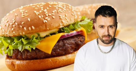 Grzegorz Hyży jest mistrzem grilla. Jego burgery nie mają sobie równych