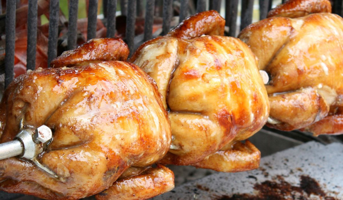 Kurczak to jedno z ulubionych mięs Polaków - Pyszności; foto: Canva