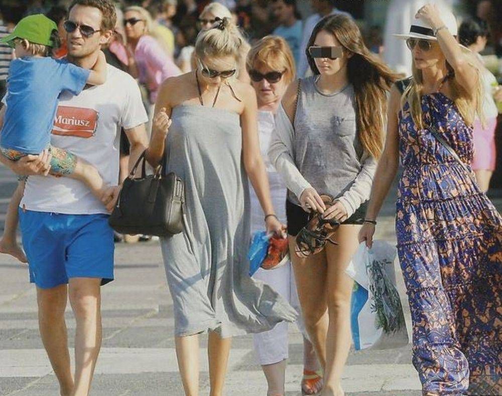 Izabella Scorupco i Mariusz Czerkawski z rodziną

Fotografia: screen z Życie na gorąco