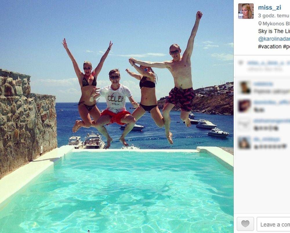 Zosia Ślotała

Fotografia: screen z Instagram.com