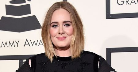 Adele oszukuje swoich fanów?! "Nie wiadomo czy to jej głos słychać na płycie"
