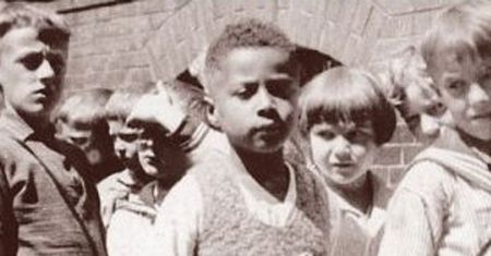 Czarnoskóry chłopiec w nazistowskich Niemczech