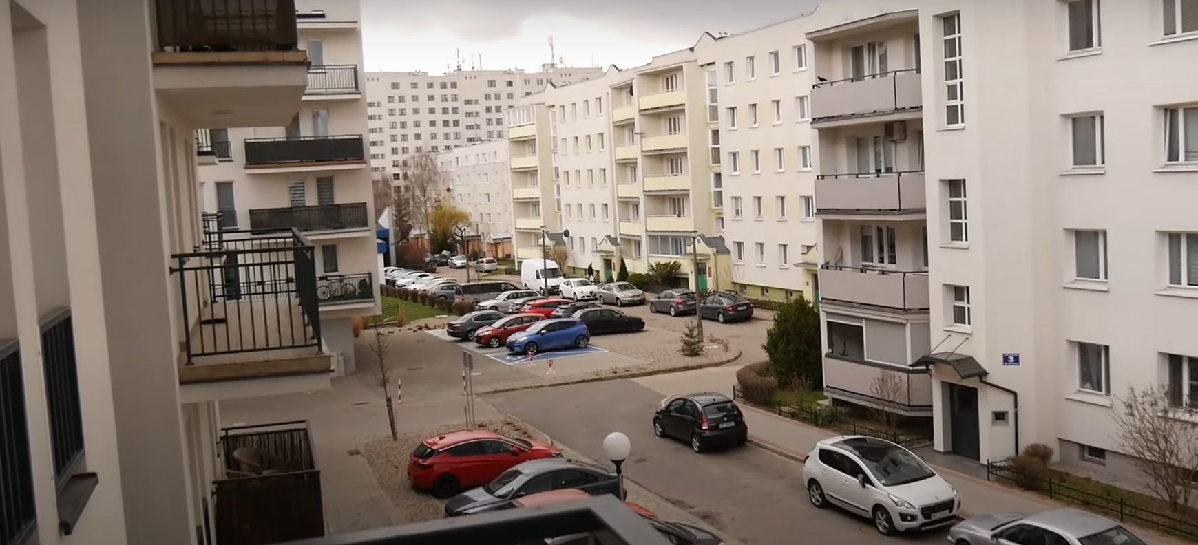 Jak mieszkają Magdalena Stępień i Jakub Rzeźniczak?
