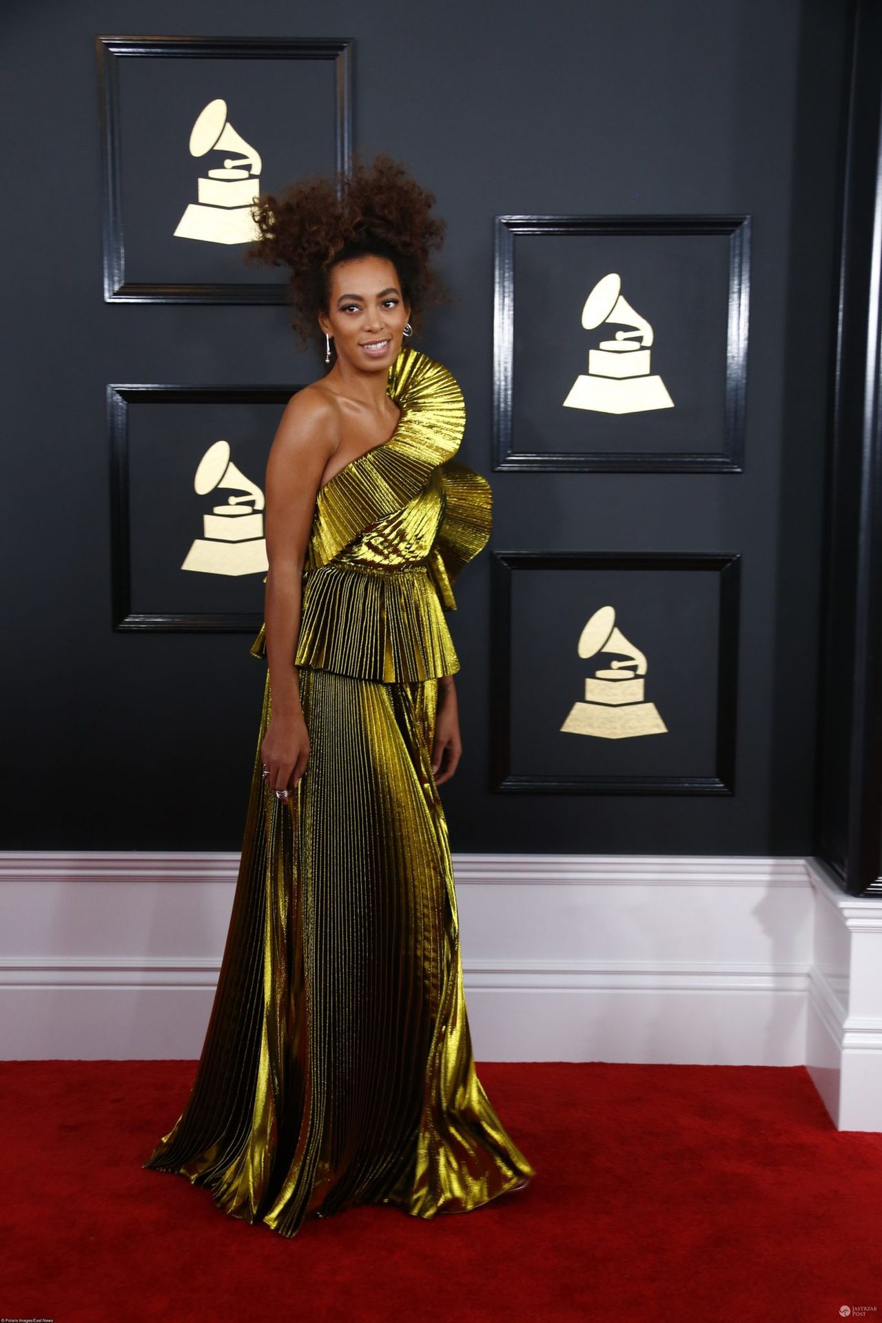 Za co Solange Knowles otrzymała pierwszą statuetkę Grammy?