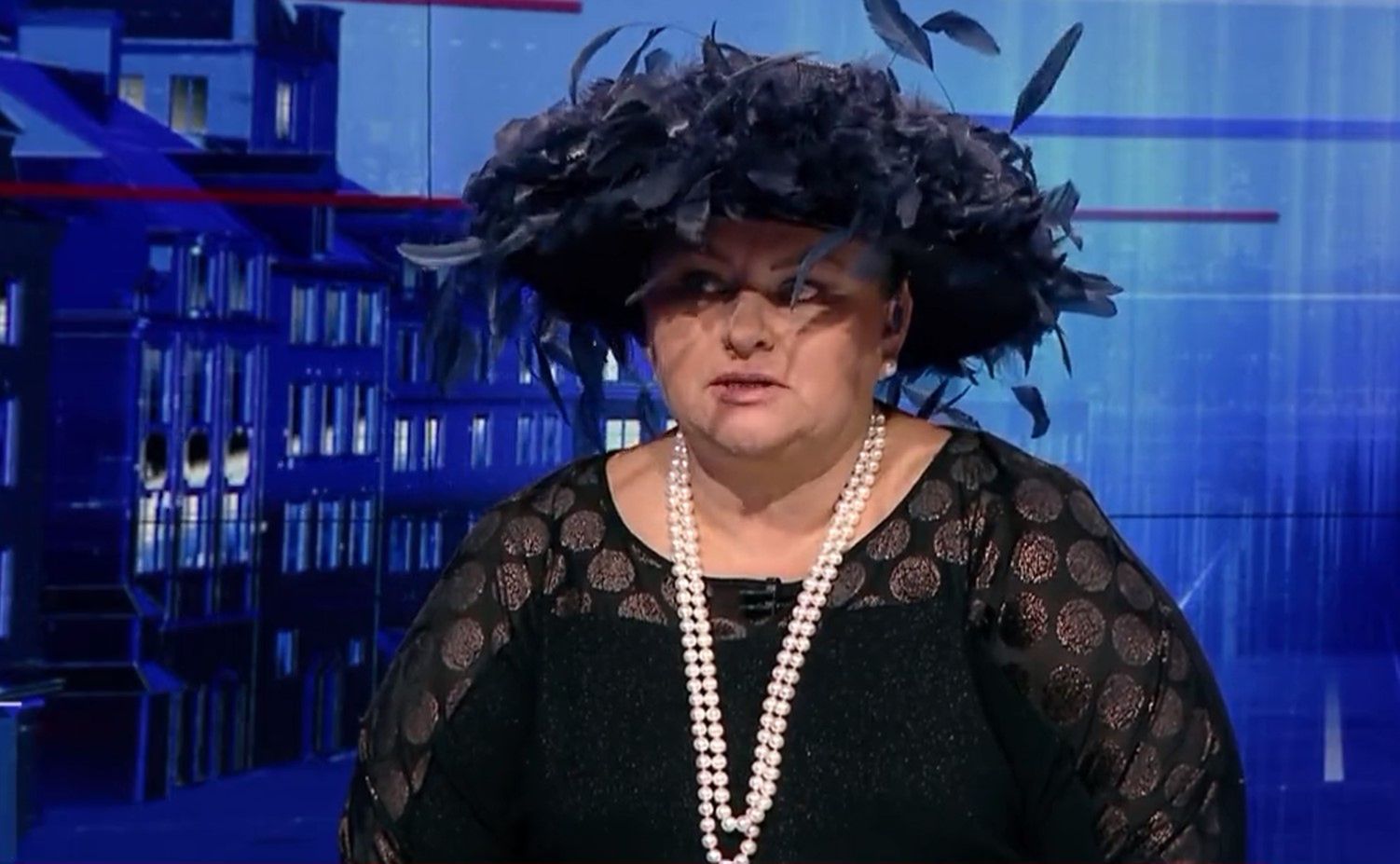 Ekspertka TVP przyszła do studia w ciekawym kapeluszu