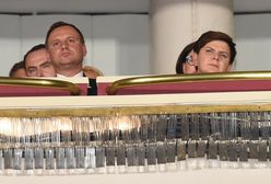 Kilkuminutowe brawa po uroczystej premierze "Smoleńska"