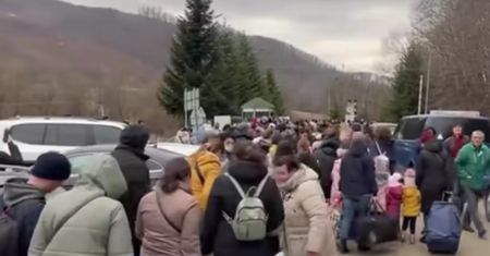 Uchodźcy z Ukrainy docierają na Węgry
