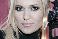 Doda wstydzi się swojej muzyki?