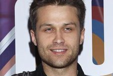 Zakościelny nie ma magistra!