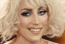 Lady Gaga - piękna czy przerażająca?