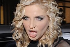 Dlaczego Frytka tak pozuje?!