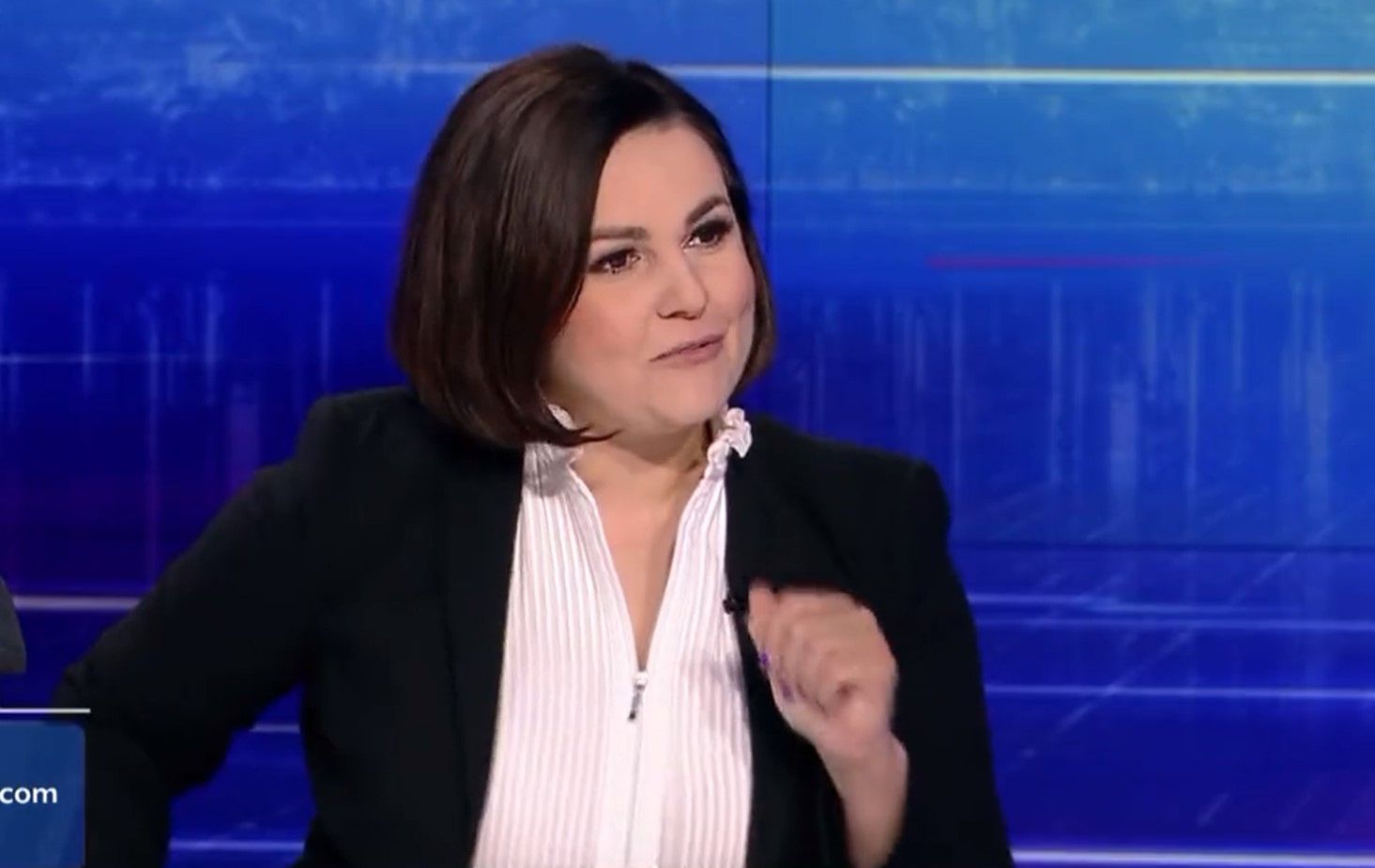 Ekspertka TVP przyszła do studia w ciekawym kapeluszu