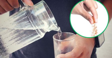 Do lata schudniesz o dwa rozmiary. Ten napój dosłownie topi tłuszcz z brzucha