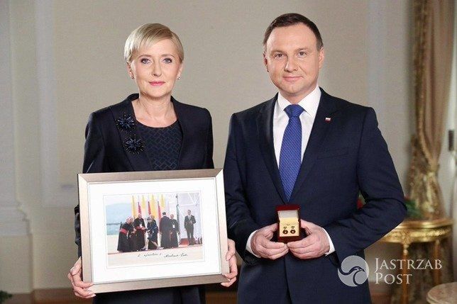 Zdjęcie Pani Prezydentowej Agaty Kornhauser-Dudy - ponad 33 tysiące złotych