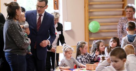 500+ na każde dziecko. Zmienia się wniosek. Co zrobić, by dostać świadczenie od lipca?