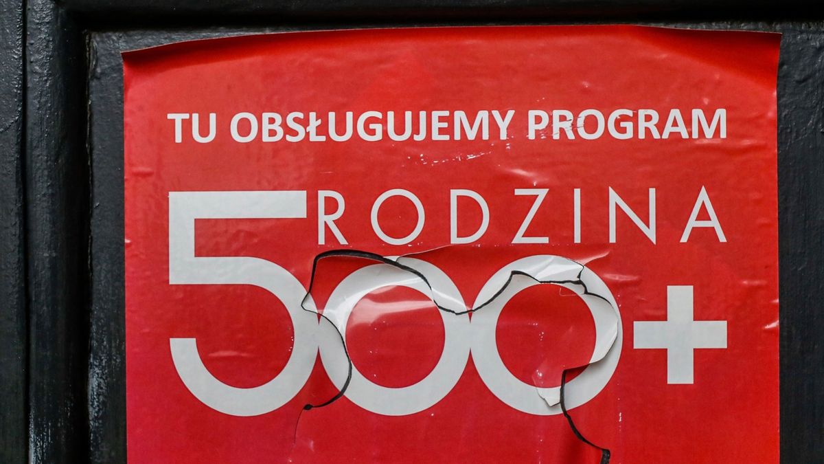 Policzyli, jaką kwotą każdy pracujący będzie co roku wspierał program 500+