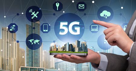 Budowa sieci 5G w Polsce. Play chce dołączyć