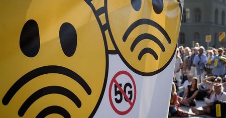5G w ogniu krytyki. Protest Szwajcarów przeciwko wprowadzeniu sieci piątej generacji