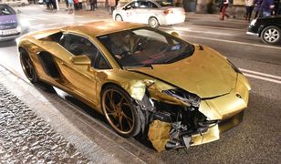 Kierowca złotego lamborghini ukarany za kolizję w Warszawie