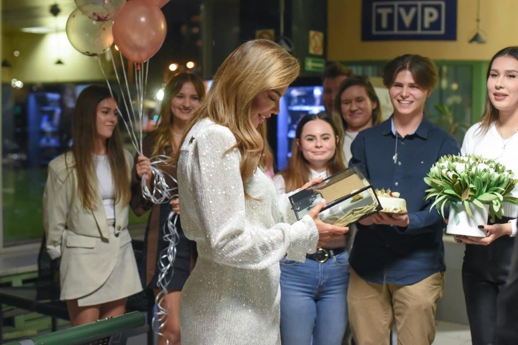 Edyta Górniak - 50. urodziny. Zdjęcia paparazzi