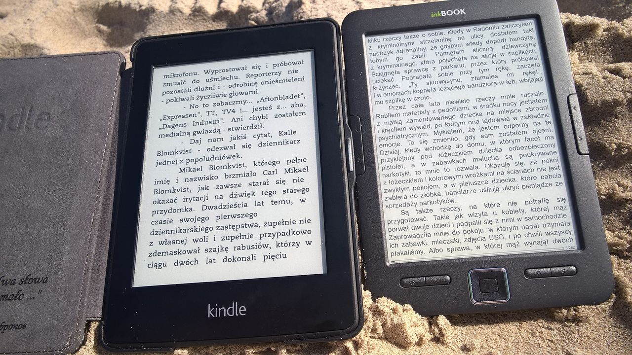 Po lewej Kindle Paperwhite 2 mojej żony a po prawej bohater recenzji :)