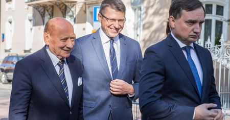 Rzecznik rządu: “wstyd mi za Warchoła”