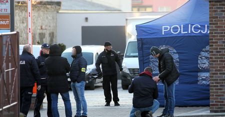 Mroczne tajemnice odkryte w Legnicy – Ciało znalezione nad brzegiem rzeki