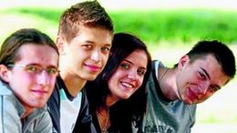 Od lewej: Mateusz Hubisz, Bartek Bury, Gosia Frankowska i Paweł Kroll, którzy czasami chodzą na wagary