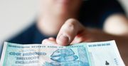 Wielka wymiana walut w Zimbabwe. Jeden dolar za... 35 biliardów