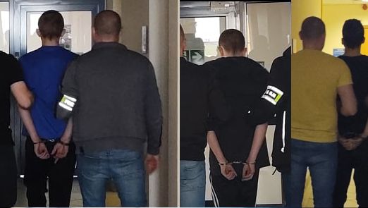 Okradli paczkomat. Usłyszeli zarzuty.