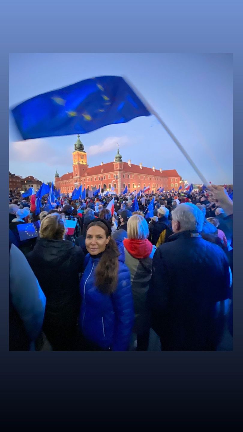 Kinga Rusin - ZostajeMY w Unii