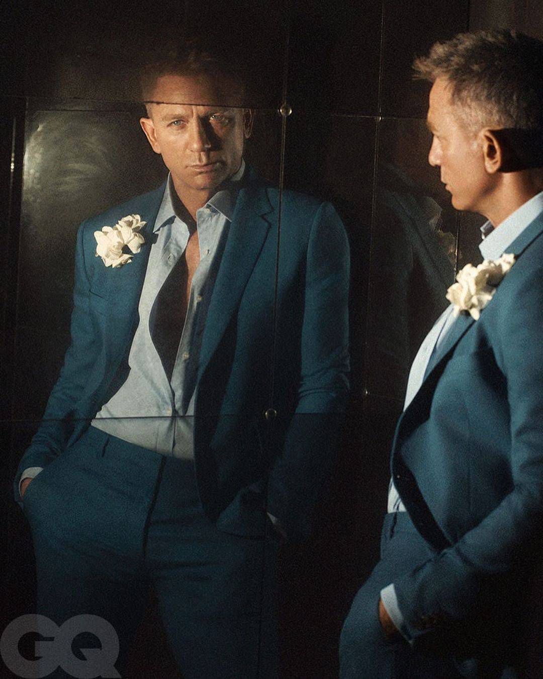 Daniel Craig