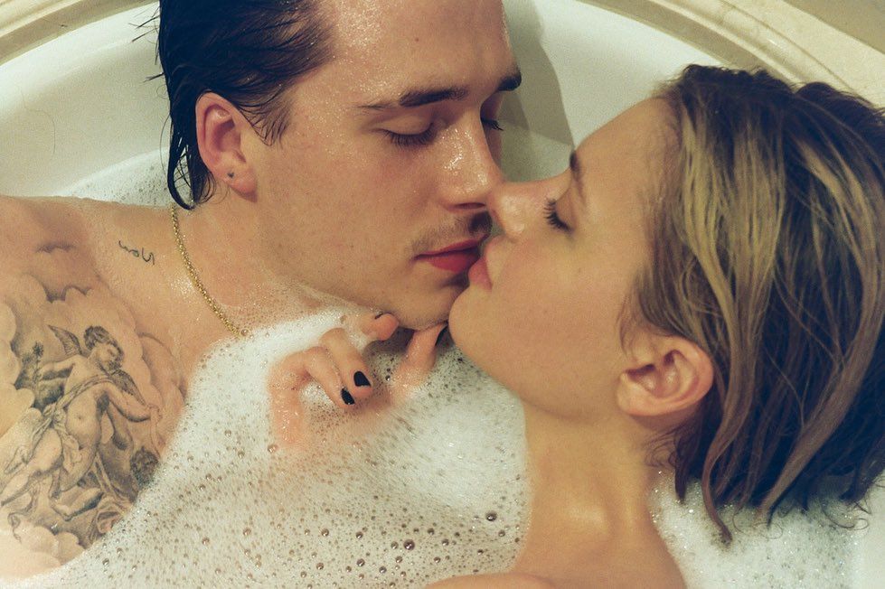 Brooklyn Beckham i Nicola Peltz świętują pierwszą rocznicę związku