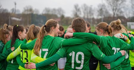 Warta Poznań zmienia taktykę. Nie zagra w seniorskiej lidze
