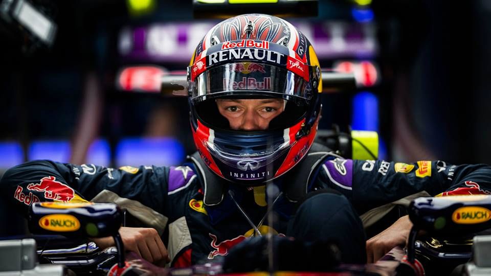 Wyobraźcie sobie jak bardzo Daniil Kvyat musi być sfrustrowany awansem do "zespołu marzeń"