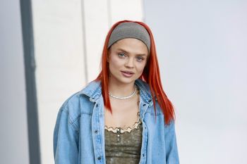 Ma dom w lesie. Zapytano ją o koszty budowy