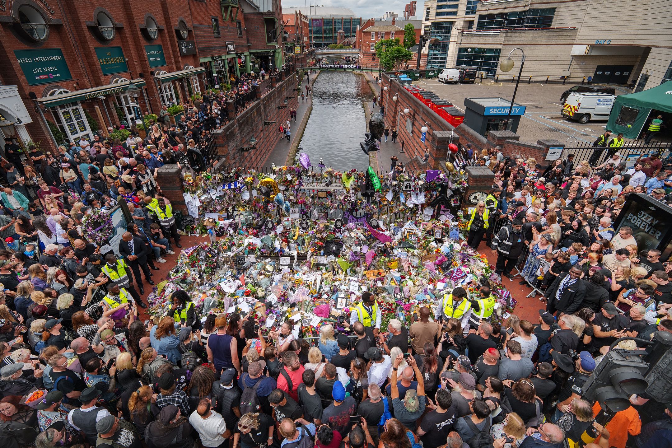 Fani żegnają Osbourne'a