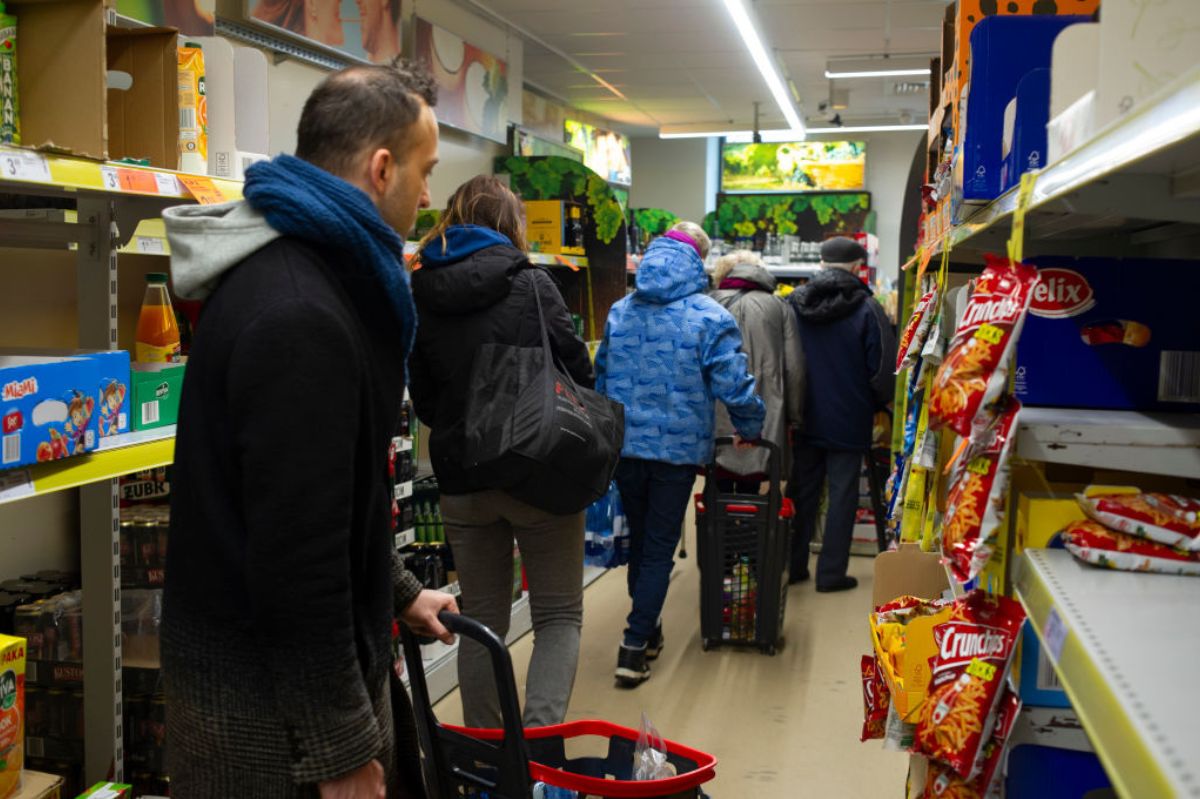 Czesi szturmują polskie sklepy. "Nie chodzi tylko o jedzenie"