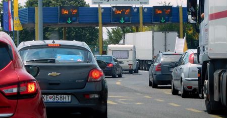 Mandaty do 11 tys. zł. Uważaj podczas wakacji w Chorwacji