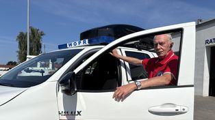 Toruń. Tak ratownicy WOPR-u patrolują na rekordowo niskiej Wiśle