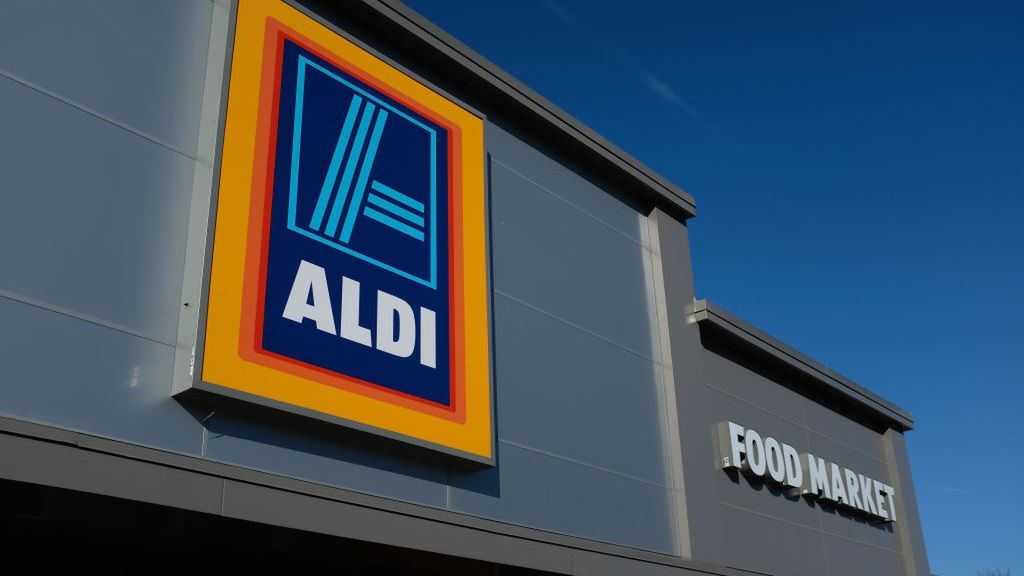 Aldi zorganizuje ślub. Nowożeńcy mogą liczyć na darmowe zakupy przez rok