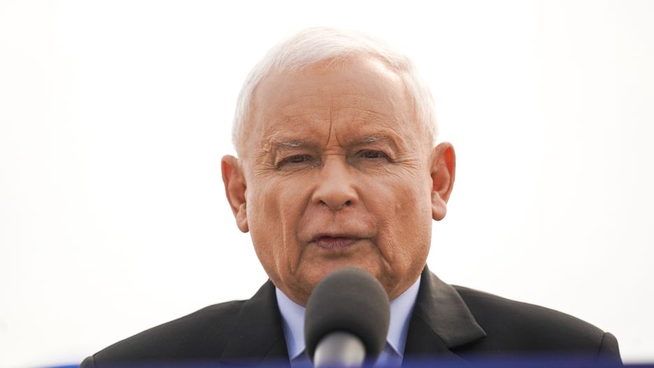 Chełm, 06.08.2023. Wicepremier, prezes PiS Jarosław Kaczyński podczas pikniku �Z miłości do Polski� w Parku Polan w Chełmie, 6 bm. (sko) PAP/Karol Zienkiewicz