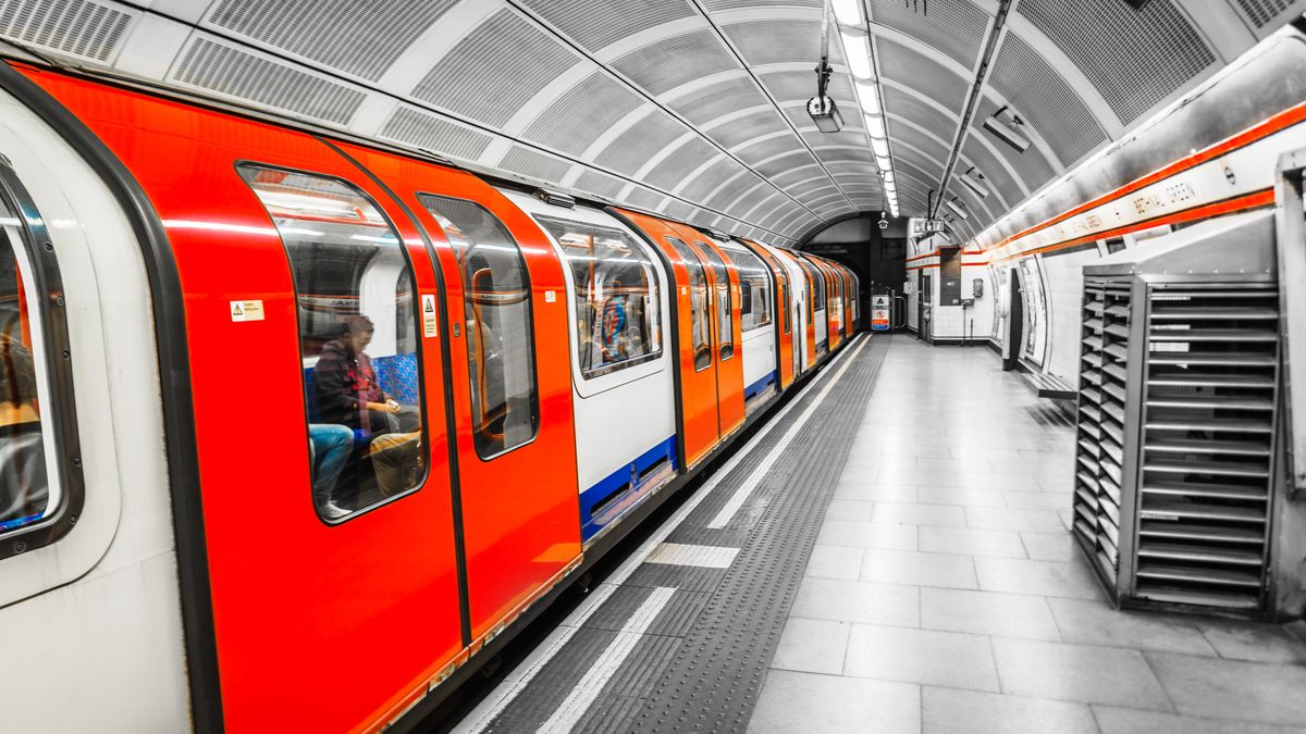 Nocne linie metra w Londynie wracają w listopadzie 